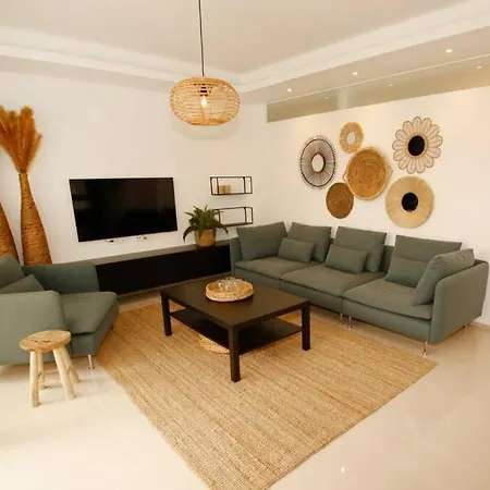 Fortuna 34 - Luxury With Terrace, Ac And Pool 公寓 *