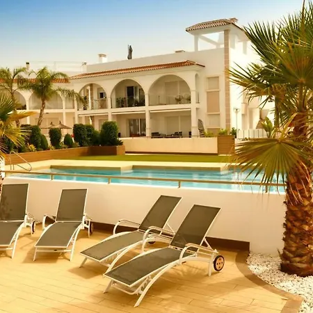 Fortuna 34 - Luxury With Terrace, Ac And Pool *